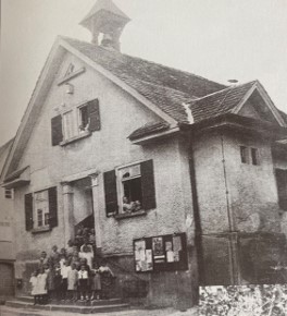 Vor dem Kindergarten (1950er Jahre)